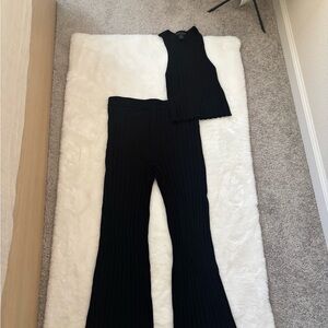 House of Harlow Black Ribbed Sleeveless Set